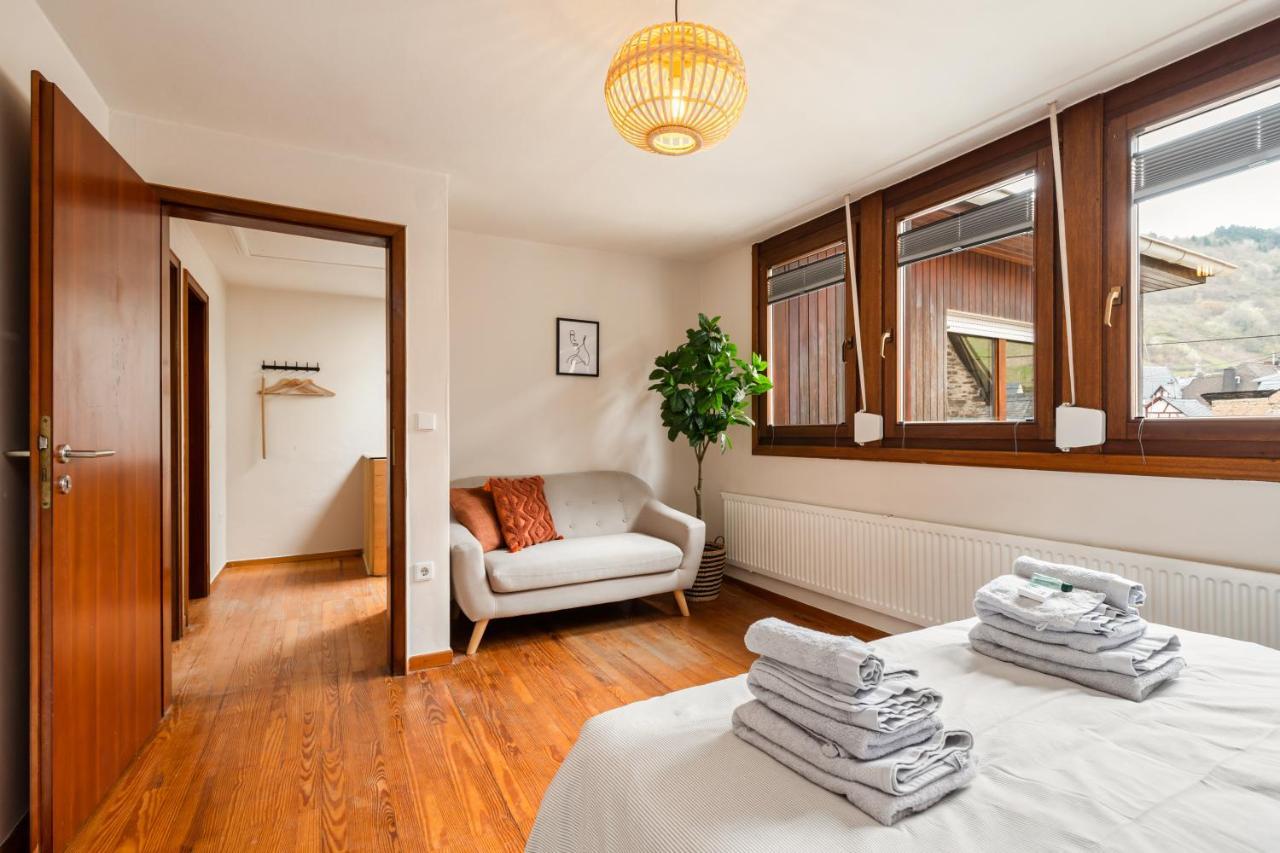 Apartmán Haus Blaue Traube Mit Moselblick Ediger-Eller Exteriér fotografie